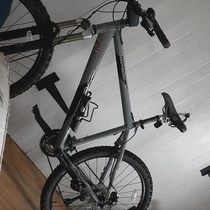 Jamis hard tail mountain bike